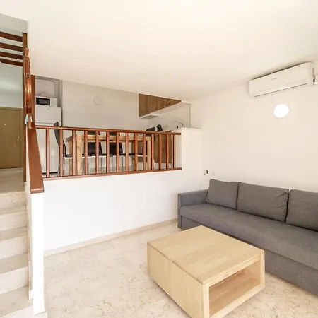 Apartment Welcs 145 Emp Con Vistas Al Canal Empuriabrava